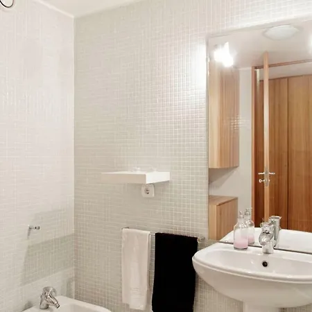 Flowerstreet54 Apartman